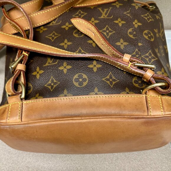 Louis Vuitton Monogram Montsouris MM backpack EUC main image 14